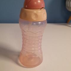 Bottle Roze, as reported by Dolfinarium using iLost