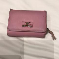 Pink Primark purse, som rapporterats till iLost