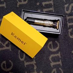 Afeitadora Goud Hair clipper, segundo informou Van der Valk Hotel Sneek usando iLost