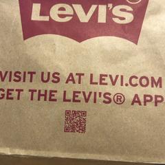 Purchase levis, gemeldet von Designer Outlet Roermond über iLost