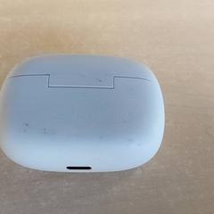 Electrónica - Earpod case wit, ha sido reportado por Regio Oost-Vlaanderen con iLost