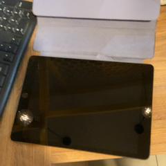 Ipad, gemeldet von MEININGER Hotel Marseille Centre la Joliette über iLost