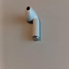 Airpod, gemeldet von Arriva Limburg Noord über iLost