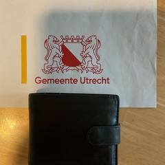 Zwarte portomonnee Zwart, rapporterat av Gemeente Utrecht med iLost