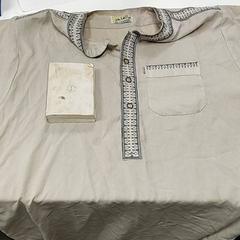 Kleding - Arabisch Gewaad Lichtbeige, como reportado por Centraal magazijn utilizando o iLost