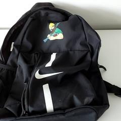 Rucksack, gemeldet von Regio Limburg - Leuven über iLost