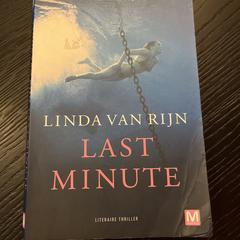 Boek 'Last Minute' door Linda van Rijn، كما تم الإبلاغ عنه عبر iLost