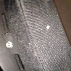 Estuche para lentes con lentes, segundo informou TivoliVredenburg usando iLost