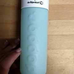Botella de auga & Dopper Licht blauw, segundo informou IKEA Amersfoort usando iLost