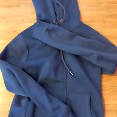 Hoodie, gemeldet von Arriva Limburg Noord über iLost