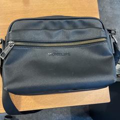 Shoulder bag Malik., as reported by Gemeente Amsterdam using iLost