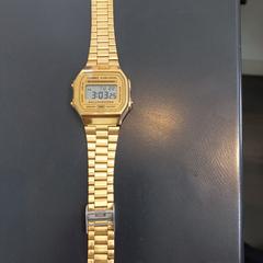 Orologio, come riportato da Arriva Limburg Zuid utilizzando iLost