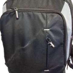 Motxila, gisa salatu by Hermes Eindhoven iLost erabiliz