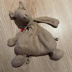 Roze knuffel varkentje, ha sido reportado por Van der Valk Hotel Eindhoven - Best con iLost