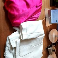 服 がiLostで BOAT&CO によって報告されました