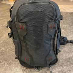 Rucksack van Gun uit Turkije, gemeldet von Gemeente Amsterdam über iLost