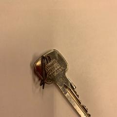 Sleutel, ha sido reportado por Gemeente Hilversum usando iLost