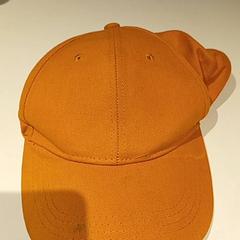 Baseball cap, as reported by Pathé Scheveningen using iLost