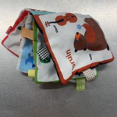Livros Kinderboeken, como reportado por IKEA Utrecht utilizando o iLost