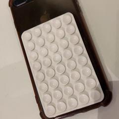 Telefone Apple, gemeldet von Pathé de Kuip über iLost