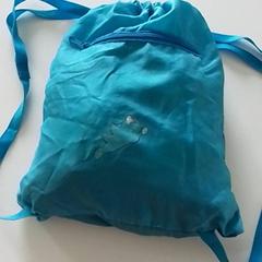 Mochila Bleu, como reportado por ilévia utilizando o iLost
