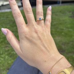 Verloren armband goud met blauw steen, segons s'ha informat a iLost