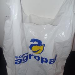 Bag super AGROPAL, som rapportert av RÍO Shopping - Valladolid ved bruk av iLost