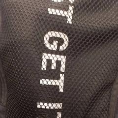 Mochila Zwart, ha sido reportado por Qbuzz Fryslân con iLost