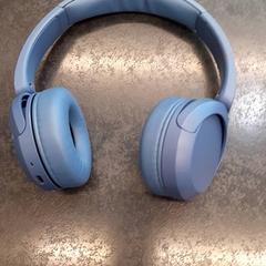 Auriculares, segundo informou Rotterdam The Hague Airport usando iLost