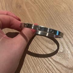 Šperky Cartier, jak nahlášeno Van der Valk Hotel Eindhoven - Best pomocí iLost