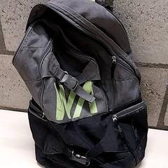 Mochila, como reportado por Arriva Oost-Brabant utilizando o iLost
