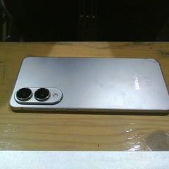 Smartphone-a Samsung, gisa salatu by Pukkelpop Festivalterrein iLost erabiliz