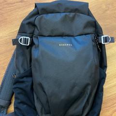 Mochila, segundo informou HTM usando iLost