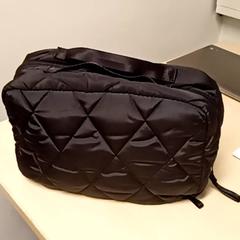 Bag, as reported by Mövenpick Hotel Amsterdam City Centre using iLost