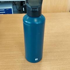 飲用ボトル Wassim がiLostで Regio Limburg - Leuven によって報告されました
