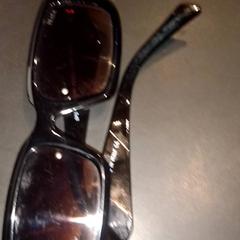 Gafas de sol, segundo informou TivoliVredenburg usando iLost