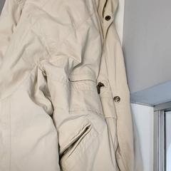 Kleding - jas, como reportado por Centraal magazijn utilizando o iLost