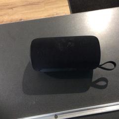 Altoparlante bluetooth, come riportato da Breng Nijmegen utilizzando iLost