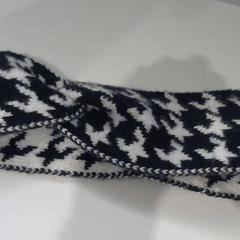 Bandeau cheveux, como reportado por Agence Azalys utilizando o iLost