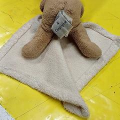 Orsacchiotto di peluche, come riportato da IKEA Lille utilizzando iLost