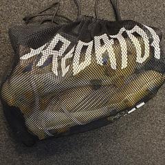 tasje, a été signalé par Syntus Twente utilisant iLost