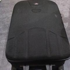 koffer, ha sido reportado por Eindhoven Airport usando iLost