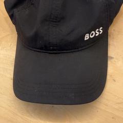 Casquette de baseball, a été signalé par Pathé Utrecht Leidsche Rijn utilisant iLost