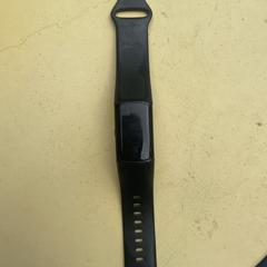 Fitbit charge fitness tracker, jak bylo nahlášeno na iLost