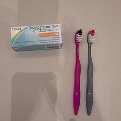 Cepillo de dientes, ha sido reportado por Van der Valk Hotel Schiphol con iLost