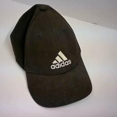 Baseball cap, as reported by Bobbejaanland using iLost
