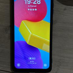 Samsung telefoon, amint azt az iLostnak jelentették.
