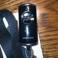 garage deur opener, as reported to iLost