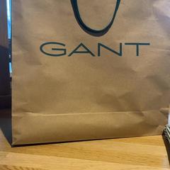 Purchase gant, come riportato da Designer Outlet Roermond utilizzando iLost