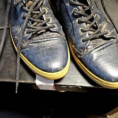 Sneaker, come riportato da Van der Valk Hotel Tiel utilizzando iLost